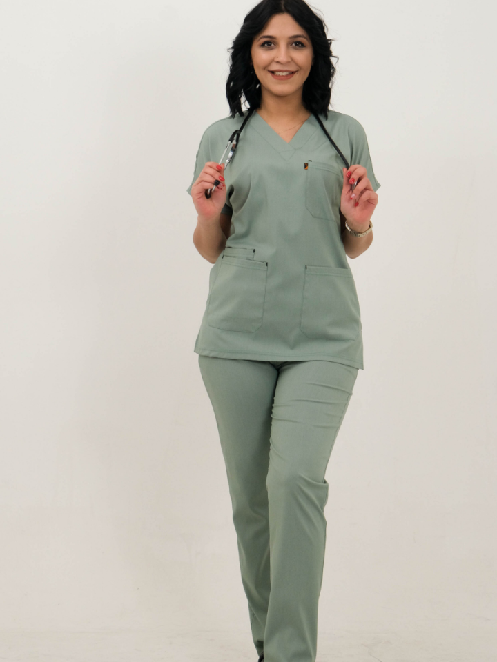 Su Yeşili Likralı Cerrahi Kol Takım