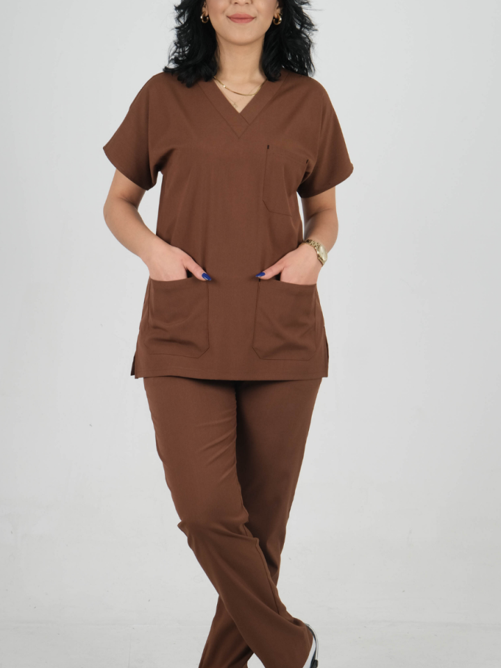 Kahverengi Likralı Cerrahi Kol Takım