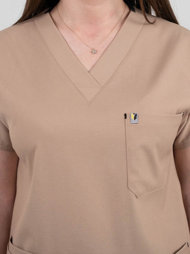 Bej Likralı Cerrahi Kol Takım