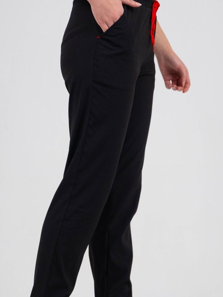 Hipo Tutmayan Kumaş ( Likrasız ) Siyah Boru Paça Pantolon